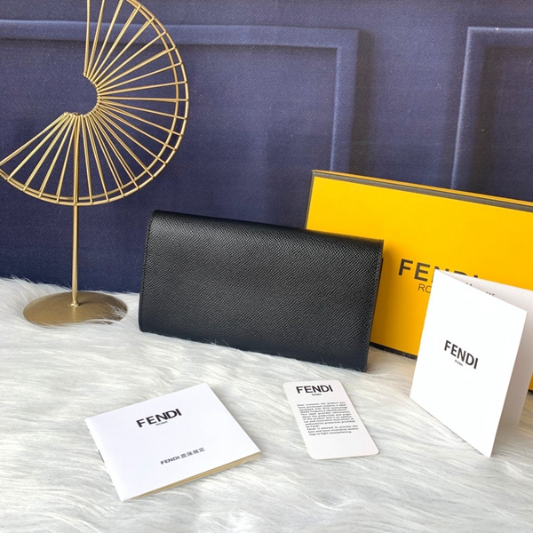 超激安ブランド財布偽物背面デザイン